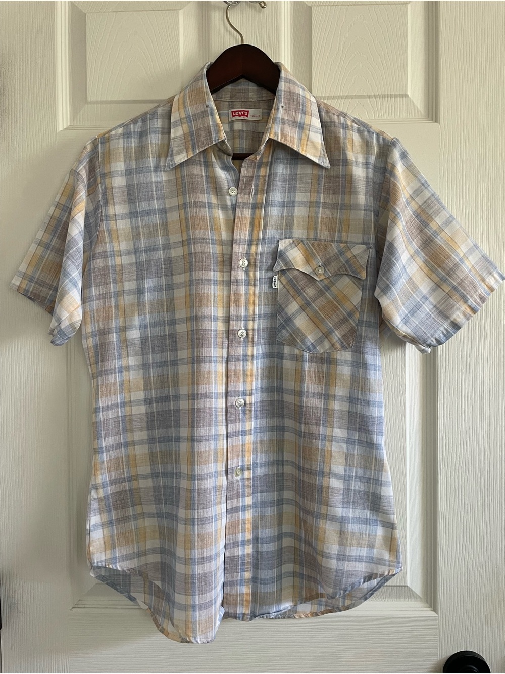 Levi’s Men’s Short Sleeve Plaid Button Down Shirt Blue Cream